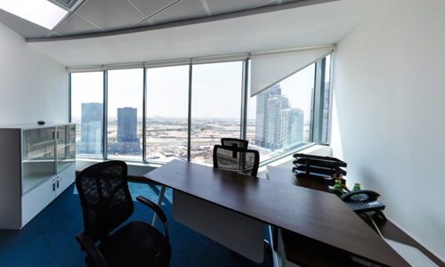 3 Workstations Office - Meydan Racecourse View